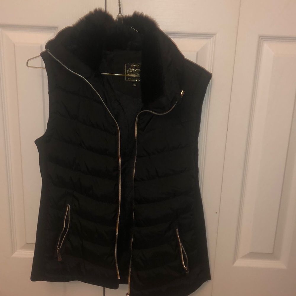 REALLY CUTE fur vest